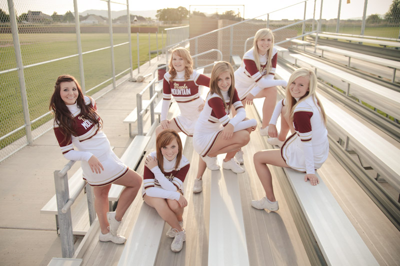 Cheerleader Group Portraits | Utah Portrait Photographer | Elisabeth