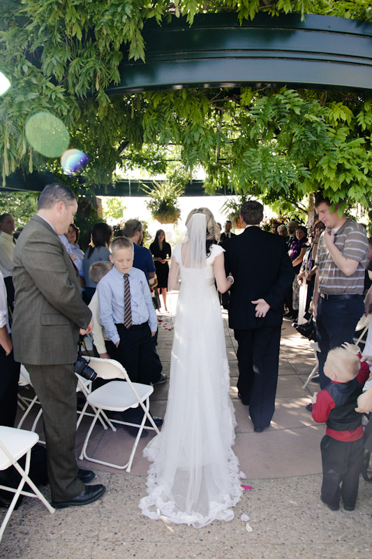 Wedding-2011-08-18-Michelle-Justin-Utah-Wedding-and-Portrait-Photographer-Red-Butte-Gardens009IMG_8527-Blog