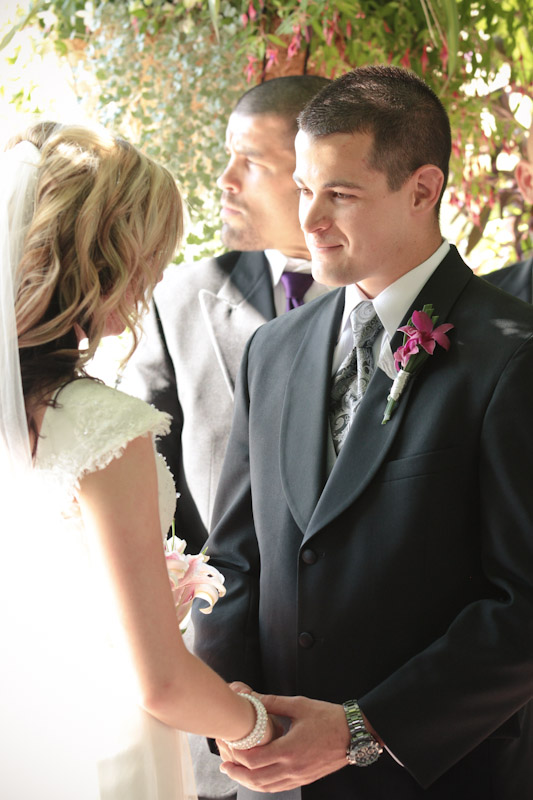 Wedding-2011-08-18-Michelle-Justin-Utah-Wedding-and-Portrait-Photographer-Red-Butte-Gardens015IMG_9764-Blog