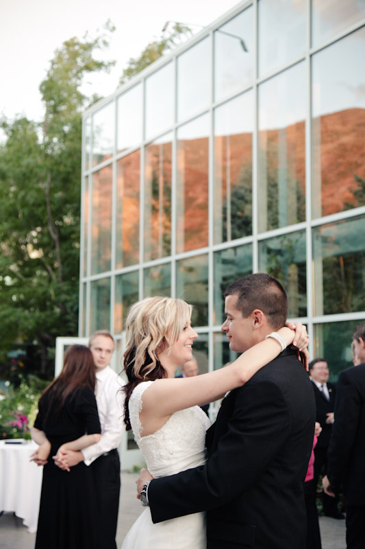 Wedding-2011-08-18-Michelle-Justin-Utah-Wedding-and-Portrait-Photographer-Red-Butte-Gardens062IMG_9319-Blog