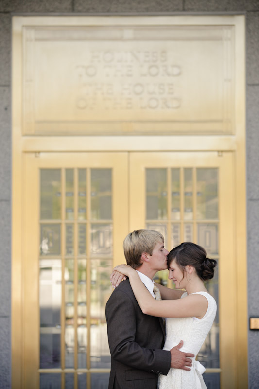 Bridals 2011-08-29 Sarah & Max-Utah Wedding and Portrait Photographer-Picnic Wedding Reception028IMG_4138-Blog Bridals-2011-08-29-Sarah-Max-Utah-Wedding-and-Portrait-Photographer-Picnic-Wedding-Reception028IMG_4138-Blog