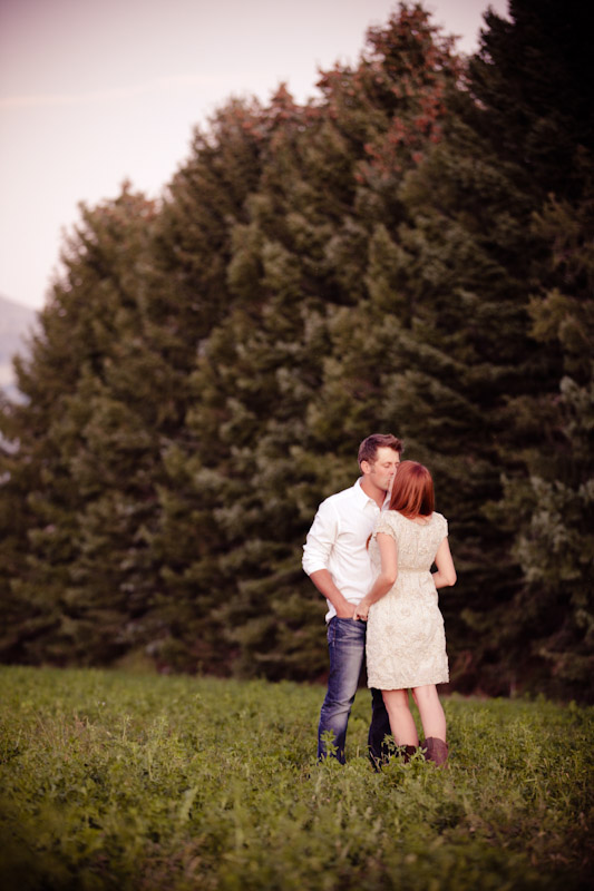 Engagements 2011-09-23 Rachel & Justin-Utah Wedding and Portrait Photographer-Sun Kissed048IMG_4953-Blog Engagements-2011-09-23-Rachel-Justin-Utah-Wedding-and-Portrait-Photographer-Sun-Kissed048IMG_4953-Blog