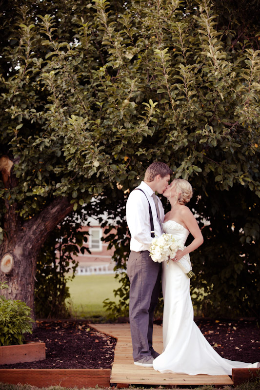 Wedding 2011-09-03 Sadey & Brett-Utah Wedding and Portrait Photographer-Picnic Wedding UT048IMG_8348-Blog Wedding-2011-09-03-Sadey-Brett-Utah-Wedding-and-Portrait-Photographer-Picnic-Wedding-UT048IMG_8348-Blog1