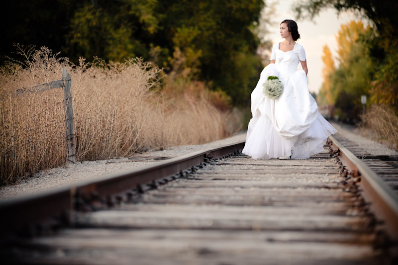 Bridals 2011-10-21 Kimmie & Justin-Utah Wedding and Portrait Photographer-Fall Bridals028IMG_3296-Blog Bridals-2011-10-21-Kimmie-Justin-Utah-Wedding-and-Portrait-Photographer-Fall-Bridals028IMG_3296-Blog