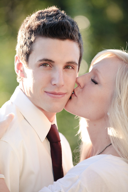 Engagement 2011-10-18 Lindsay & Lyndon-Utah Wedding and Portrait Photographer-Orchard Engagements020IMG_1049-Blog