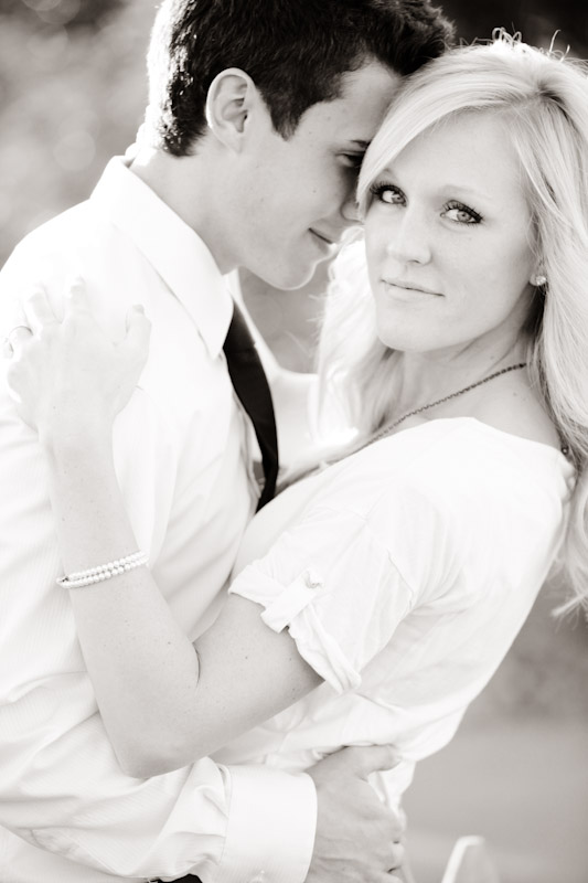 Engagement 2011-10-18 Lindsay & Lyndon-Utah Wedding and Portrait Photographer-Orchard Engagements022IMG_1058-Blog