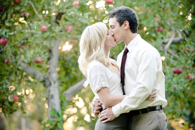 Engagement 2011-10-18 Lindsay & Lyndon-Utah Wedding and Portrait Photographer-Orchard Engagements030IMG_1203-Blog