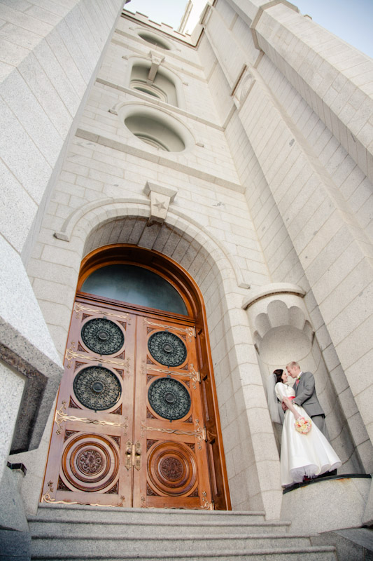 Bridals-2011-08-02-Aubrey-Jason-Utah-Wedding-and-Portrait-Photographer-SLC-Temple017IMG_9098-Blog