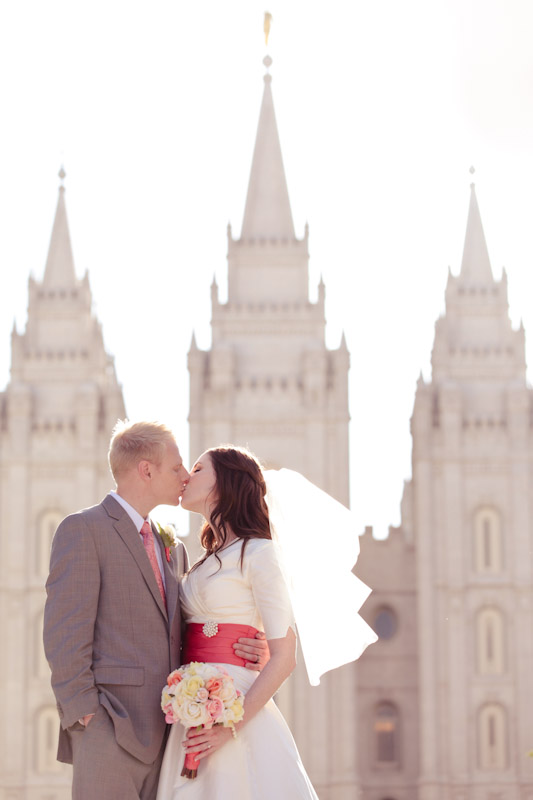 Bridals-2011-08-02-Aubrey-Jason-Utah-Wedding-and-Portrait-Photographer-SLC-Temple026IMG_9577-Blog