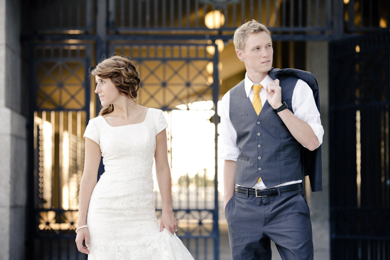 Bridals 2011-08-16 Erin & Travis-Utah Wedding and Portrait Photographer-Classy Bridals022IMG_7550-Blog Bridals-2011-08-16-Erin-Travis-Utah-Wedding-and-Portrait-Photographer-Classy-Bridals022IMG_7550-Blog