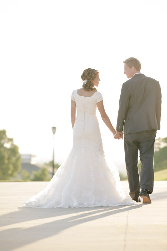 Bridals 2011-08-16 Erin & Travis-Utah Wedding and Portrait Photographer-Classy Bridals025IMG_7579-Blog Bridals-2011-08-16-Erin-Travis-Utah-Wedding-and-Portrait-Photographer-Classy-Bridals025IMG_7579-Blog