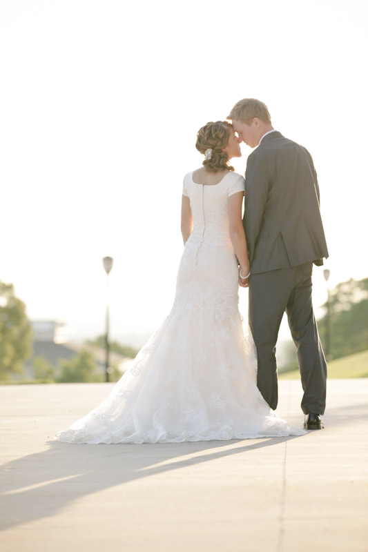 Bridals 2011-08-16 Erin & Travis-Utah Wedding and Portrait Photographer-Classy Bridals026IMG_7586-Blog Bridals-2011-08-16-Erin-Travis-Utah-Wedding-and-Portrait-Photographer-Classy-Bridals026IMG_7586-Blog