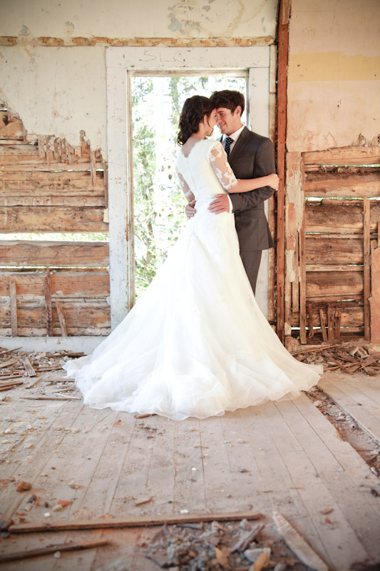 Bridals 2011-09-01 Ali & Mike-Utah Wedding and Portrait Photographer-Canyon Bridals Elisabeth Kate Photography023IMG_5101-Blog Bridals-2011-09-01-Ali-Mike-Utah-Wedding-and-Portrait-Photographer-Canyon-Bridals-Elisabeth-Kate-Photography023IMG_5101-Blog