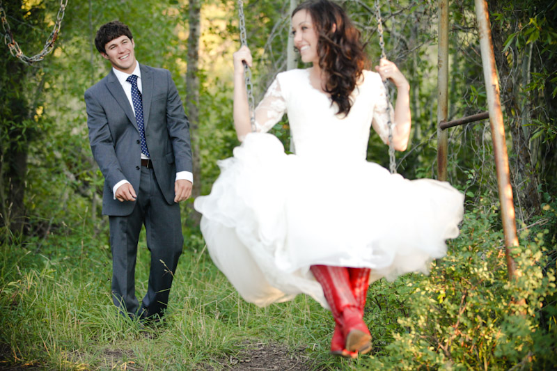 Bridals 2011-09-01 Ali & Mike-Utah Wedding and Portrait Photographer-Canyon Bridals Elisabeth Kate Photography028IMG_5256-Blog Bridals-2011-09-01-Ali-Mike-Utah-Wedding-and-Portrait-Photographer-Canyon-Bridals-Elisabeth-Kate-Photography028IMG_5256-Blog