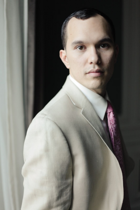 Bridals-2011-11-09-Michele-Mathew-Utah-Wedding-and-Portrait-Photographer-Classy-elegant-Bridals008IMG_0666-Blog(pp_w480_h720)