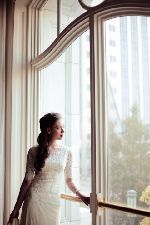 Bridals-2011-11-09-Michele-Mathew-Utah-Wedding-and-Portrait-Photographer-Classy-elegant-Bridals009IMG_0566-Blog(pp_w480_h720)