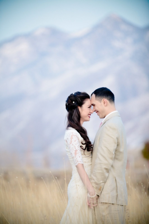 Bridals-2011-11-09-Michele-Mathew-Utah-Wedding-and-Portrait-Photographer-Classy-elegant-Bridals044IMG_1215-Blog(pp_w480_h720)