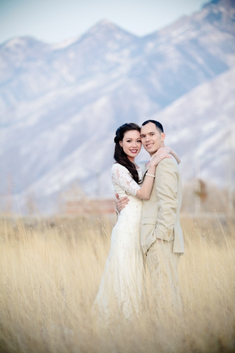 Bridals-2011-11-09-Michele-Mathew-Utah-Wedding-and-Portrait-Photographer-Classy-elegant-Bridals045IMG_1186-Blog(pp_w480_h720)