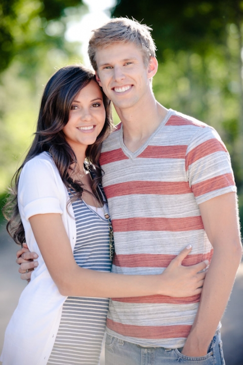 Engagements-2011-07-14-Myrinda-Greg-Utah-Wedding-and-Portrait-Photographer-Dock-Engagements-Elisabeth-Kate-Photography015IMG_4346-Blog(pp_w480_h720)