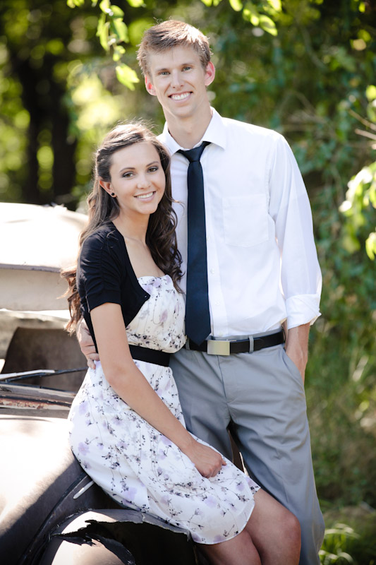 Engagements-2011-07-14-Myrinda-Greg-Utah-Wedding-and-Portrait-Photographer-Rustic-Engagements-Elisabeth-Kate-Photography021IMG_4187-Blog