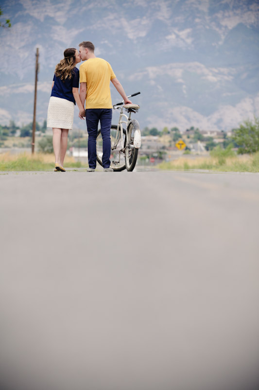 Family 2011-09-05 Campbell Family-Utah Wedding and Portrait Photographer-Cute engagements015IMG_8980-Blog Family-2011-09-05-Campbell-Family-Utah-Wedding-and-Portrait-Photographer-Cute-engagements015IMG_8980-Blog