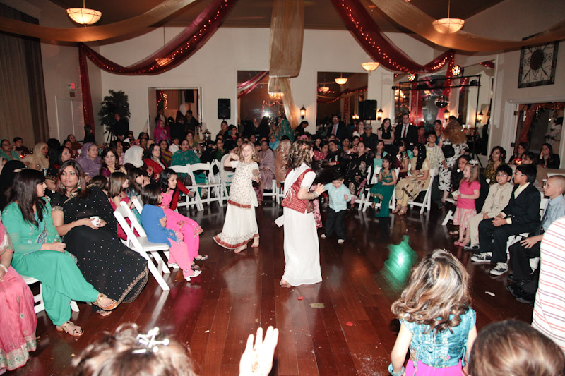 Same-names-Utah-Wedding-and-Portrait-Photographer-Pakistanian-Wedding-money-dancing053IMG_8332-Blog1