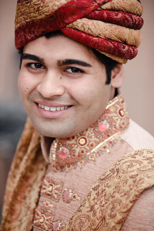 Wedding-2011-04-02-Pakistanian-Wedding-Utah-Wedding-and-Portrait-Photographer-Pakistanian-Wedding-money-dancing013IMG_7491-Blog1