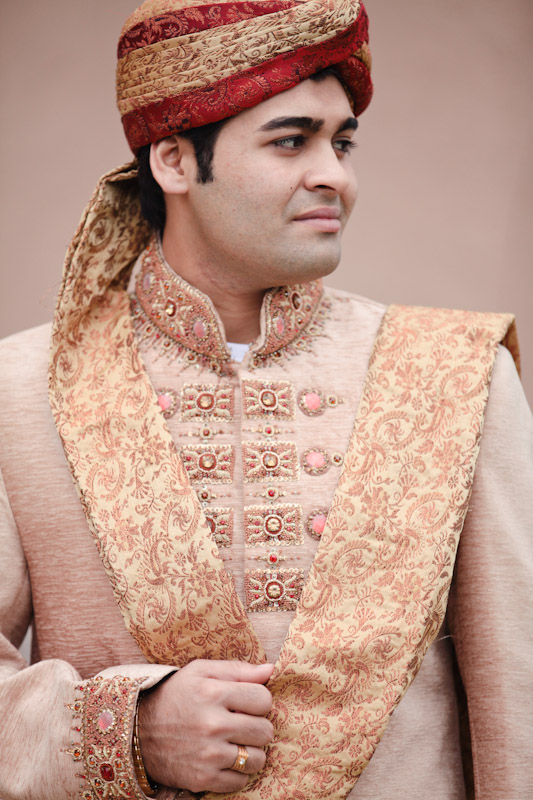 Wedding-2011-04-02-Pakistanian-Wedding-Utah-Wedding-and-Portrait-Photographer-Pakistanian-Wedding-money-dancing015IMG_7499-Blog1