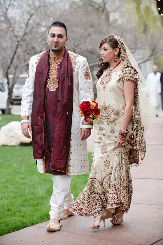 Wedding-2011-04-02-Pakistanian-Wedding-Utah-Wedding-and-Portrait-Photographer-Pakistanian-Wedding-money-dancing027IMG_7727-Blog1