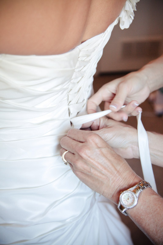 Wedding 2011-08-06 Chelsea & Kip-Utah Wedding and Portrait Photographer-The Bungalow004IMG_2728-Blog Wedding-2011-08-06-Chelsea-Kip-Utah-Wedding-and-Portrait-Photographer-The-Bungalow004IMG_2728-Blog