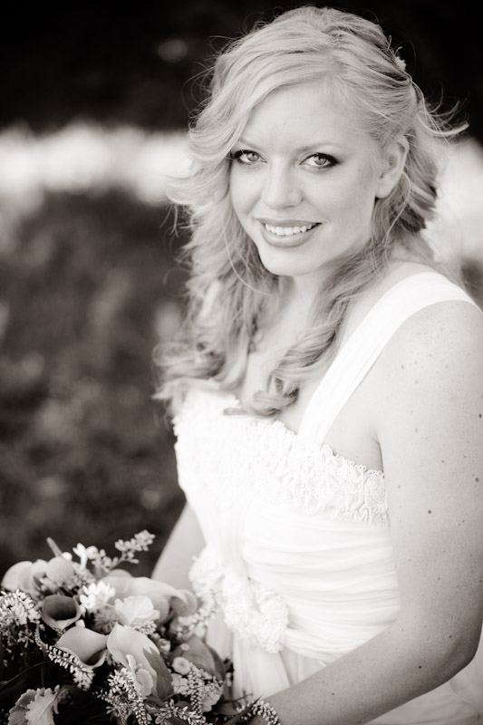Wedding-2011-09-24-Shannon-Ty-Utah-Wedding-and-Portrait-Photographer-Backyard-vintage-Wedding021IMG_5321-Blog