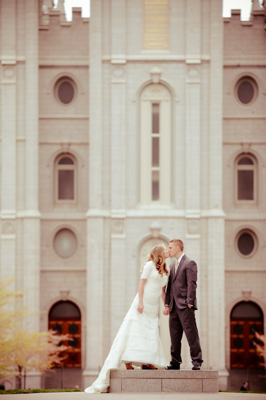 Wedding and Portrait Photographer-Wadley Farms Reception037IMG_0767-Blog