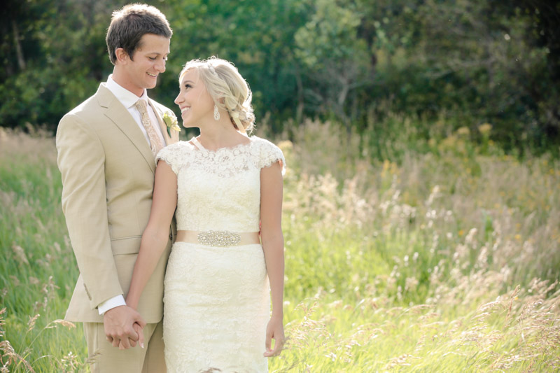 EK Studios-Wedding Photographer-Elegant Bridals in a meadow 022-Blog EK-Studios-Wedding-Photographer-Elegant-Bridals-in-a-meadow-022-Blog