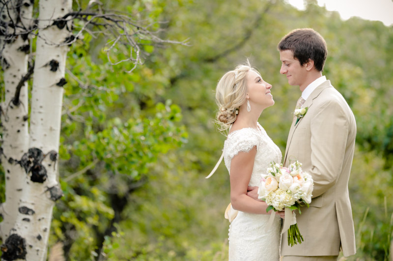 EK Studios-Wedding Photographer-Elegant Bridals in a meadow 045-Blog EK-Studios-Wedding-Photographer-Elegant-Bridals-in-a-meadow-045-Blog