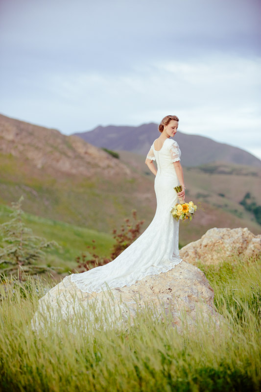 EK-Studios-Utah-Wedding-Photographers-Bridals-over-looking-the-city-SLC010-Blog