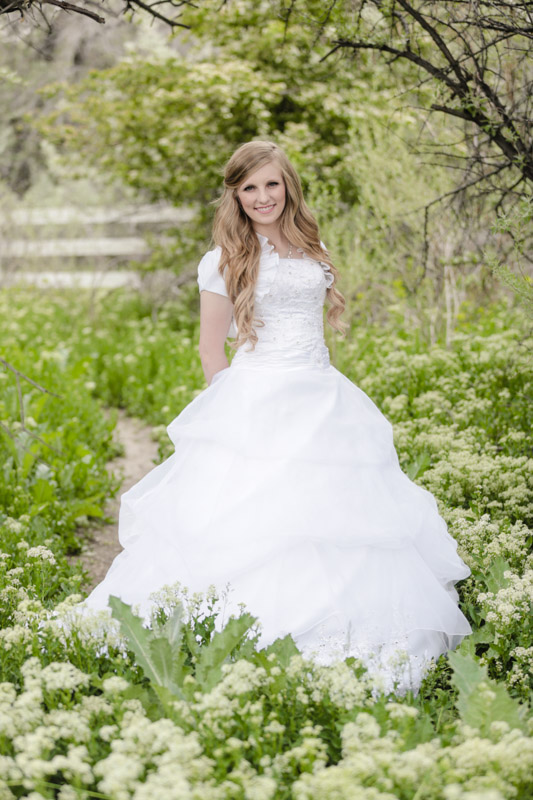 EK-Studios-Utah-Wedding-Photographers-Bridals-in-the-Spring007-Blog