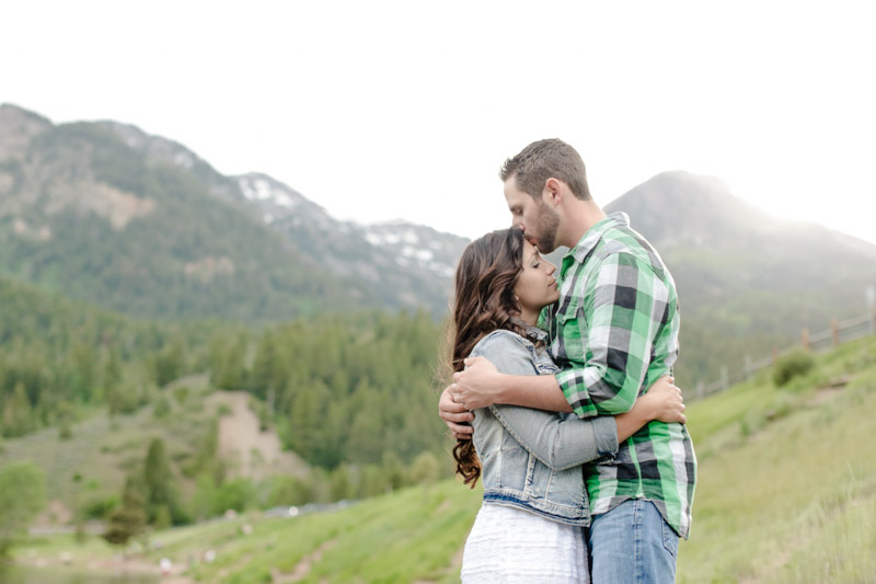 EK-Studios-Utah-Wedding-Photographers-Engagements-in-the-mountains028-Blog
