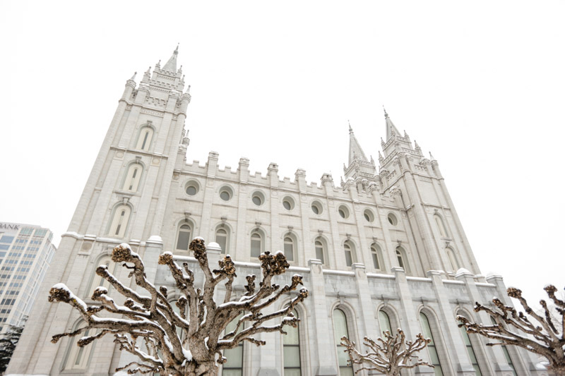 EK-Studios-Utah-Wedding-Photographers-SLC-temple-Snowy-wedding-Le-Jardin-Reception001-Blog