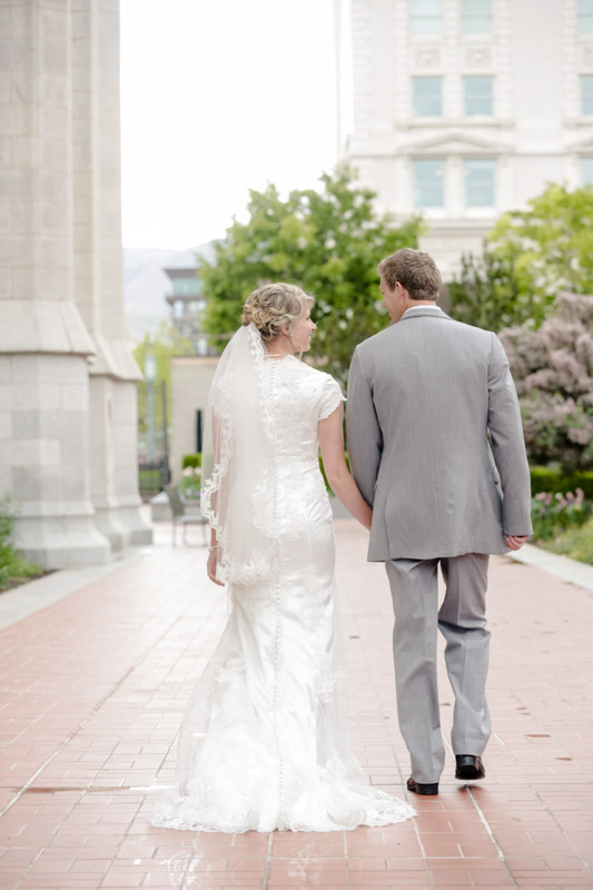 EK-Studios-Utah-Wedding-Photographers-SLC-temple-wedding015-Blog1