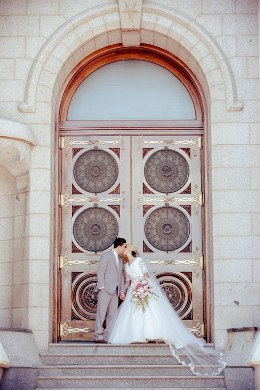 EK-Studios-Utah-Wedding-Photographers-Salt-lake-temple-wedding-quarter-length-sleve-dress012-Blog