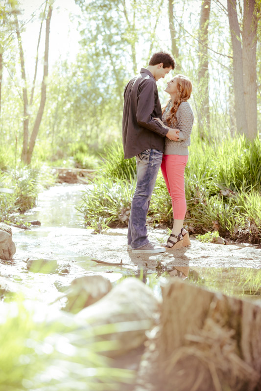 EK-Studios-Utah-Wedding-Photographers-Spring-Engagements-by-a-stream001-Blog