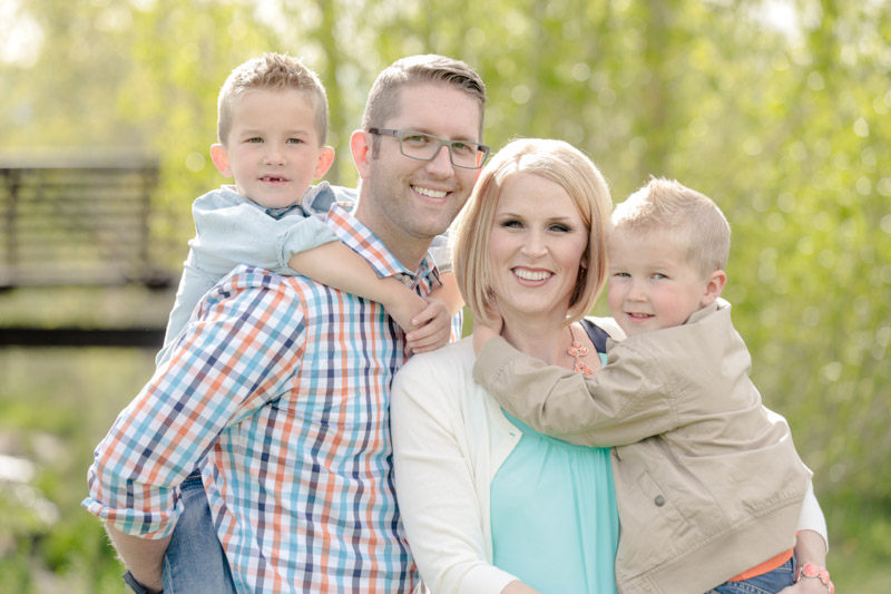 EK-Studios-Utah-Wedding-Photographers-Spring-Family-Photos-by-a-stream014-Blog