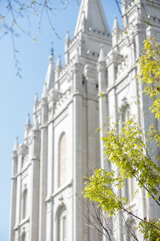 EK-Studios-Utah-Wedding-Photographers-Spring-Wedding-SLC-temple001-Blog