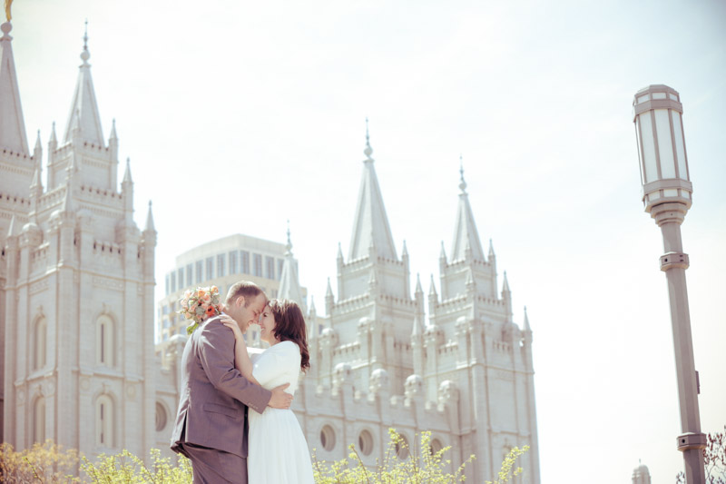 EK-Studios-Utah-Wedding-Photographers-Spring-Wedding-SLC-temple028-Blog