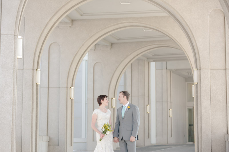 EK-Studios-Utah-Wedding-Photographers-Timpanogos-Temple-Wedding-Winter012-Blog