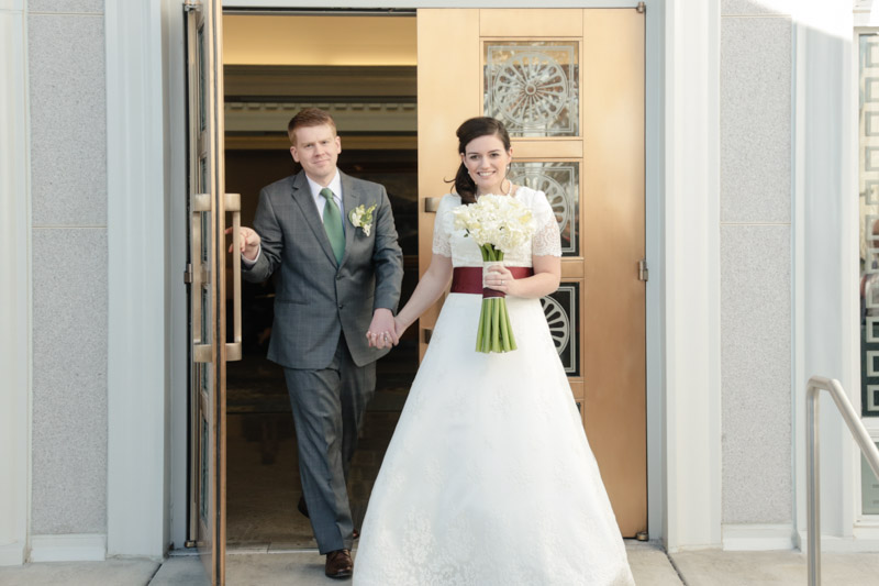 EK-Studios-Utah-Wedding-Photographers-Timpanogos-Temple-winter005-Blog
