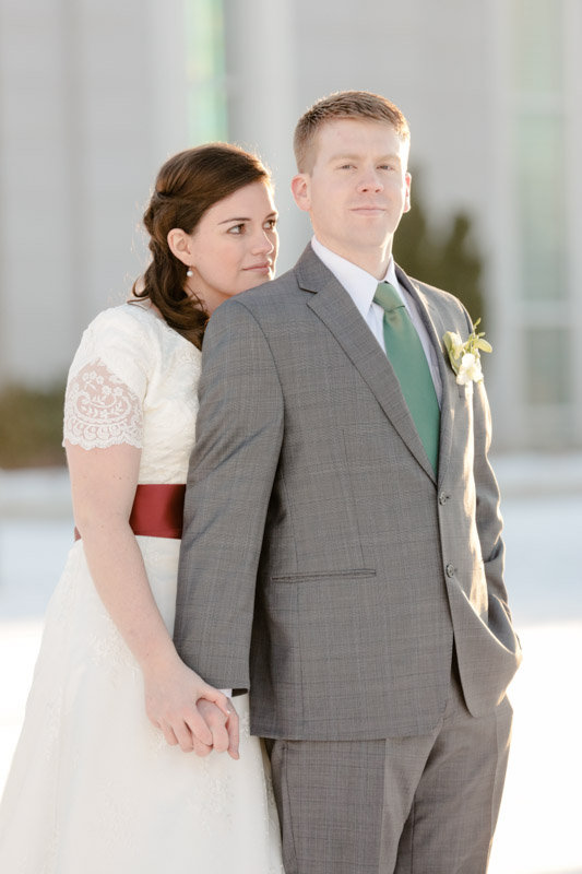 EK-Studios-Utah-Wedding-Photographers-Timpanogos-Temple-winter023-Blog