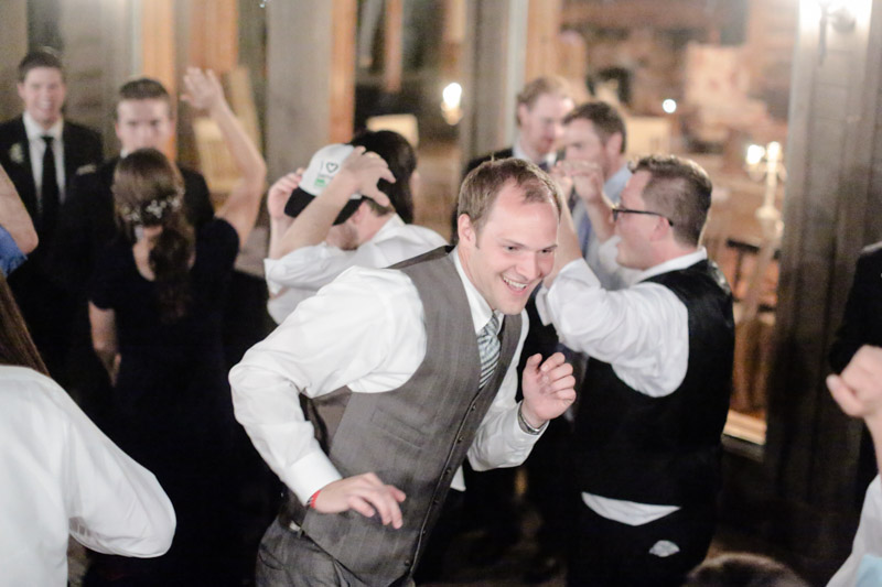 EK-Studios-Utah-Wedding-Photographers-Outdoor-wedding-quaint-reception077-Blog