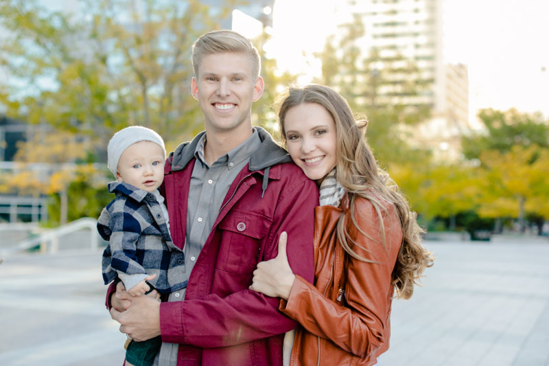 EK-Studios-Utah-Wedding-Photographers-Family-Photos-in-the-city-Gallivan-Center-SLC004-Blog