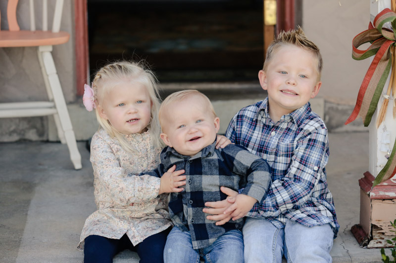 EK-Studios-Utah-Wedding-Photographers-Childrens-session002-Blog